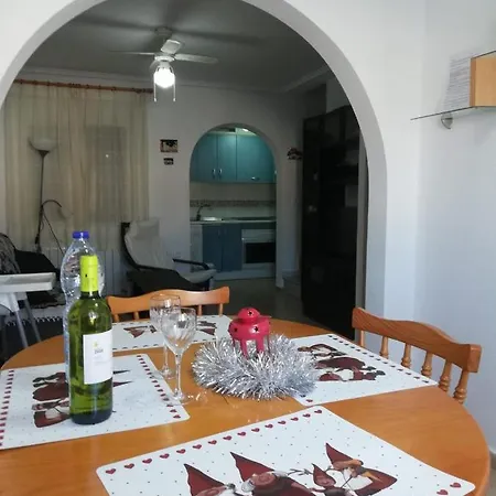 Junto A La Piscina, Gran Alacant Holiday home *