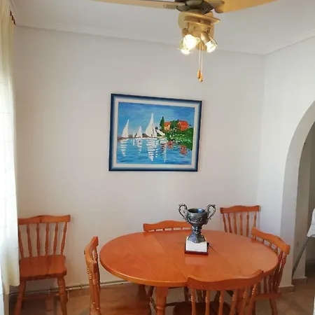 Junto A La Piscina, Gran Alacant Holiday home